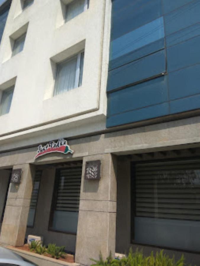 Hotel Sai Saya,Nashik Exterior foto